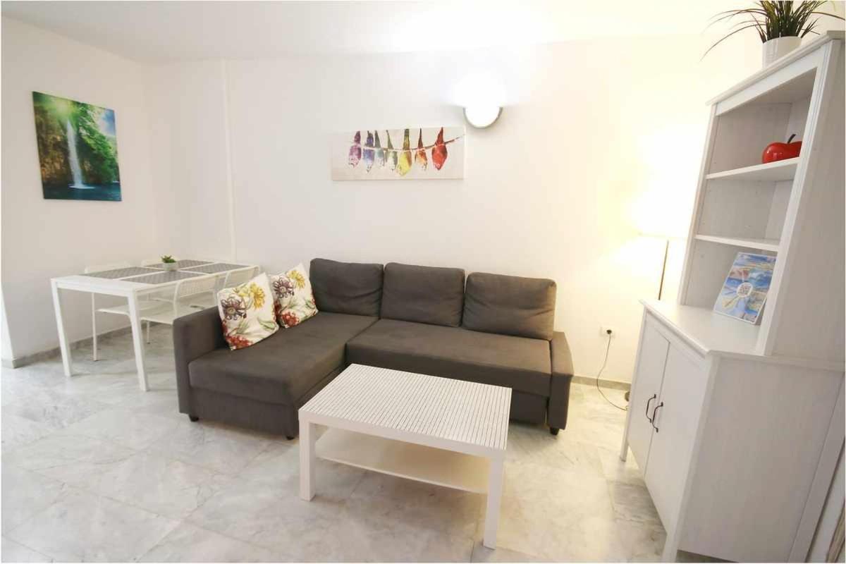 Dinastia B401 By Tenerife Rental & Sales لوس كريستيانوس المظهر الخارجي الصورة