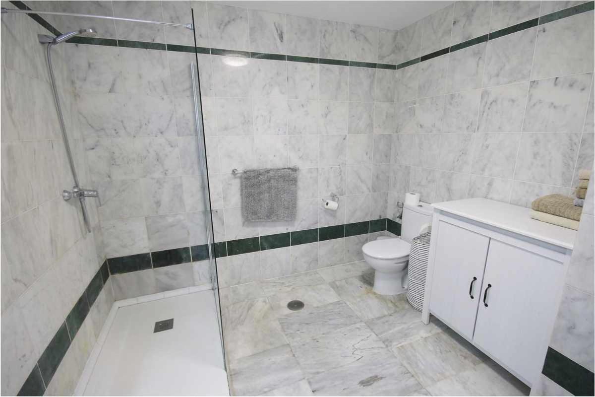 Dinastia B401 By Tenerife Rental & Sales لوس كريستيانوس المظهر الخارجي الصورة