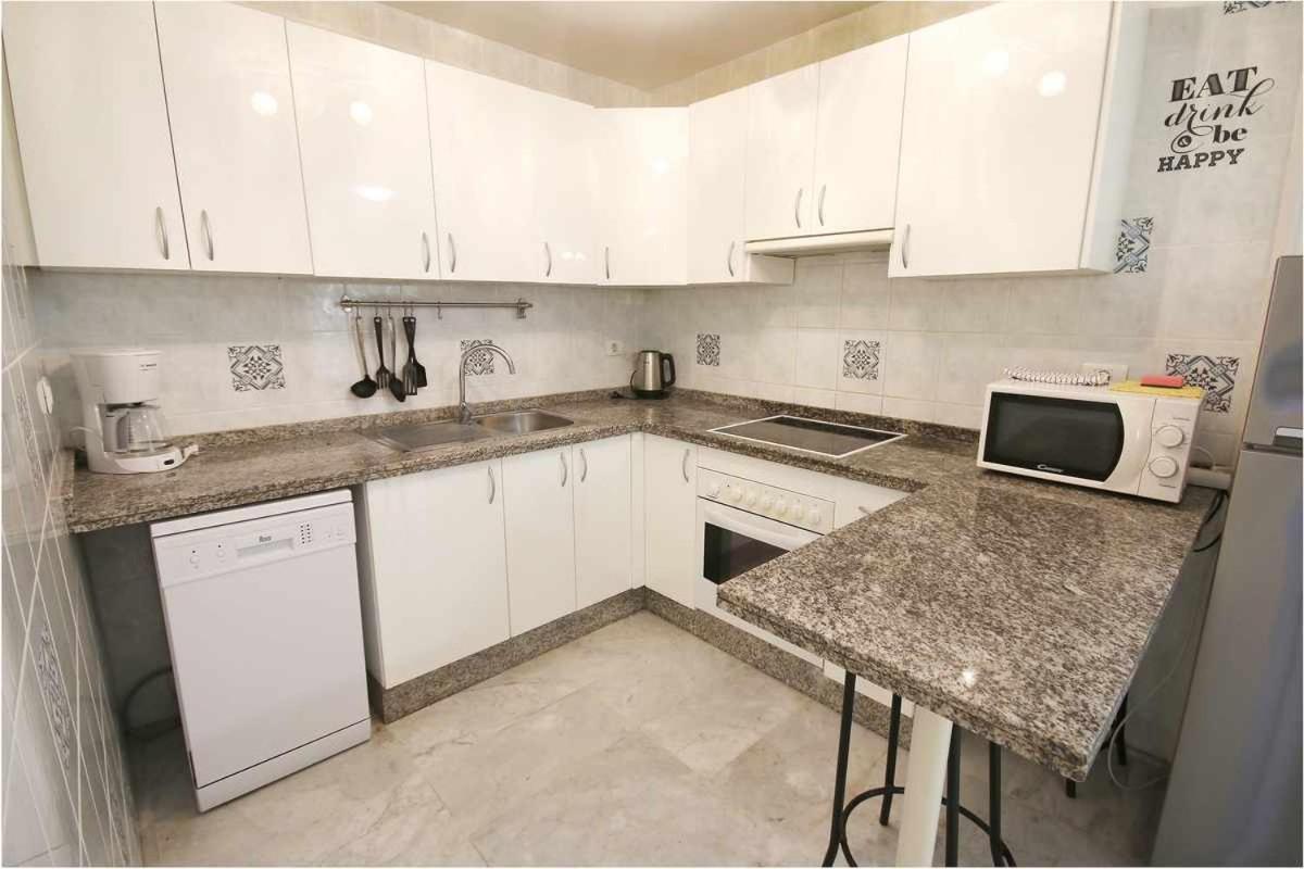 Dinastia B401 By Tenerife Rental & Sales لوس كريستيانوس المظهر الخارجي الصورة
